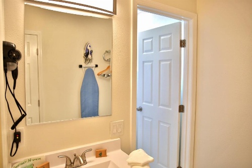 Travelodge by Wyndham Crescent City image 19