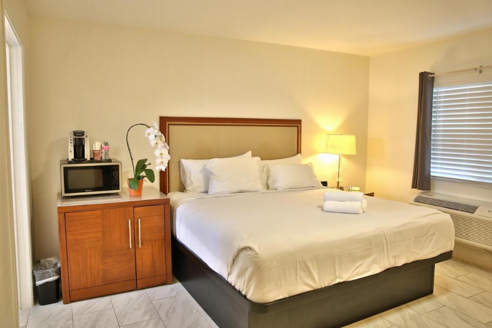 Travelodge by Wyndham Crescent City Image 21