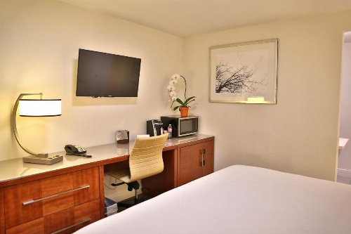 Travelodge by Wyndham Crescent City image 27