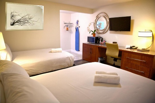 Travelodge by Wyndham Crescent City image 30